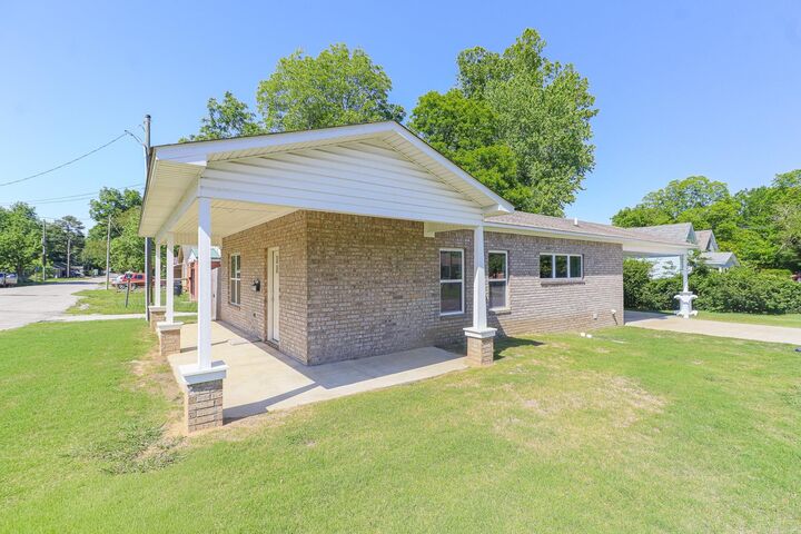 Property Photo: 1014 Walnut AR 72401