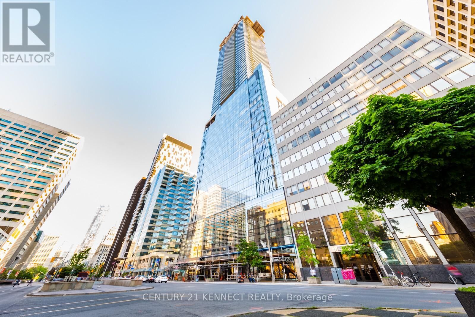 Property Photo:  488 University Avenue 4309  ON M5G 1X3 