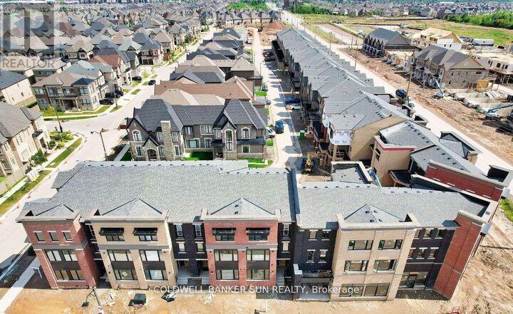 Property Photo:  7 Marvin Avenue  ON L6H 7C5 