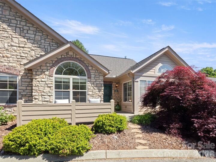 Property Photo: 58 Mountain Meadow Circle NC 28787