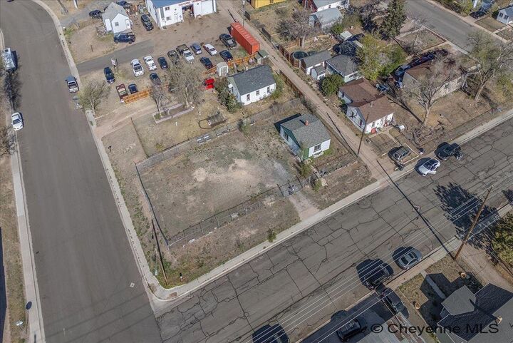 Property Photo: 908 Converse Ave WY 82001