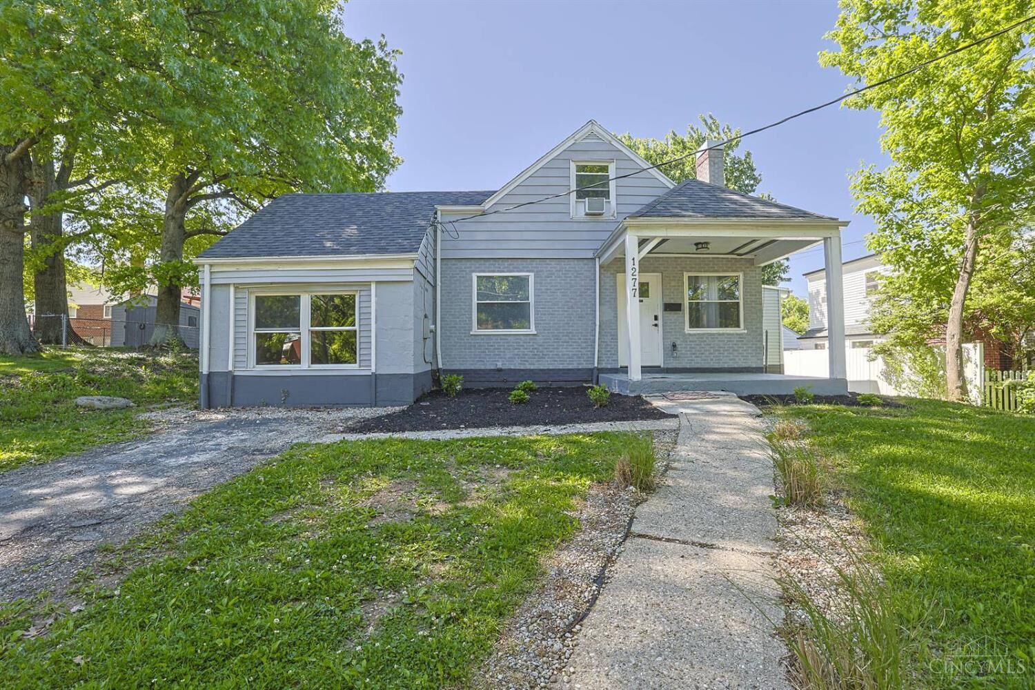 Property Photo: 1277 Brushwood Avenue OH 45224