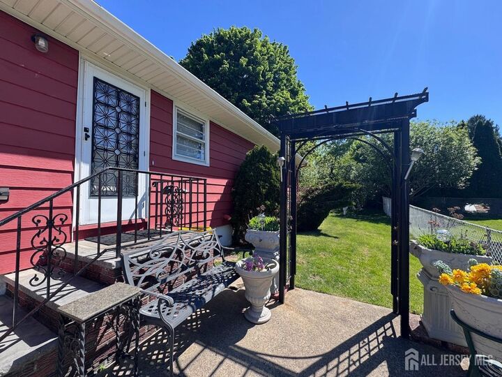 Property Photo:  17 Petty Avenue  NJ 08816 
