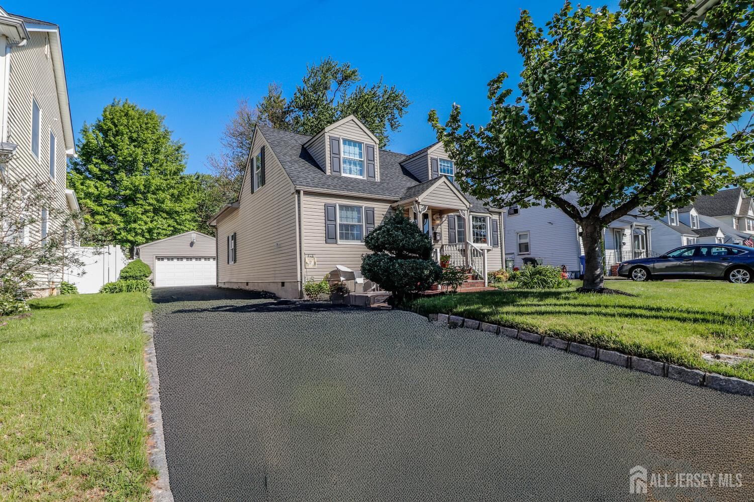 Property Photo:  26 W Cliff Road  NJ 07067 