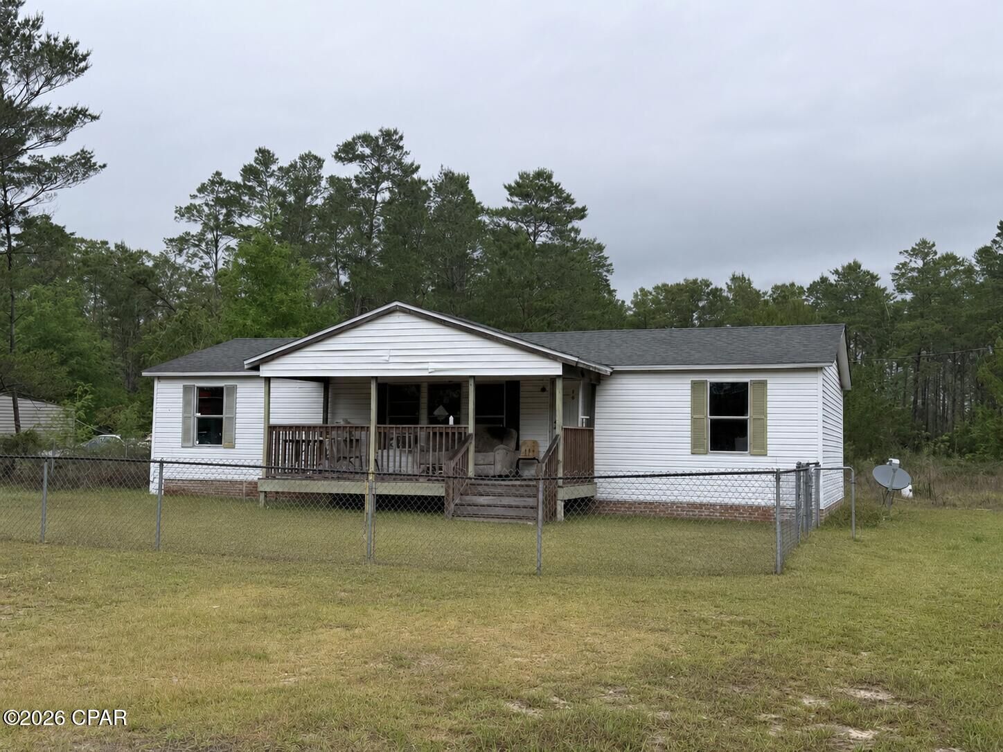 Property Photo:  811 Tashanna Lane  FL 32409 