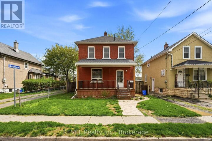 Property Photo:  19 Victoria Street  ON L3B 4L6 