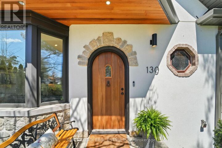 Property Photo:  130 Lake Promenade  ON M8W 1A5 