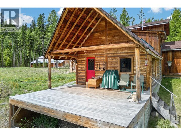 Property Photo: 5000 Starshine Way BC V1K 1B8