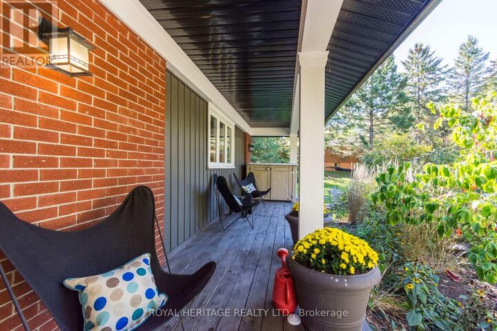 Property Photo:  32 Mallory Road  ON K0K 1G0 