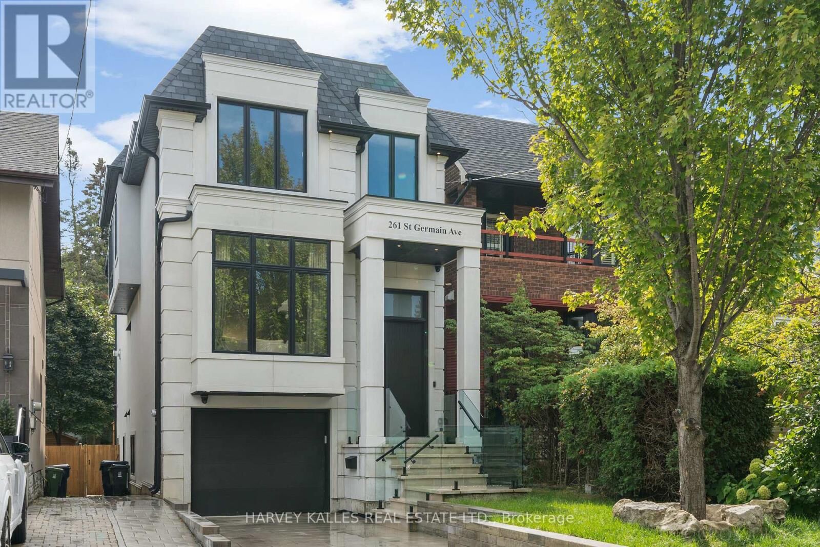 Property Photo:  261 St Germain Avenue  ON M5M 1W4 