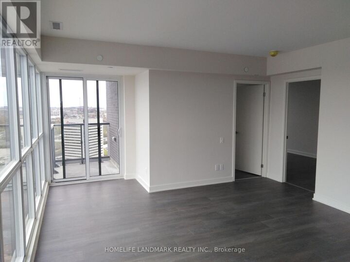Property Photo:  6 Sonic Way 2604  ON M3C 0P1 