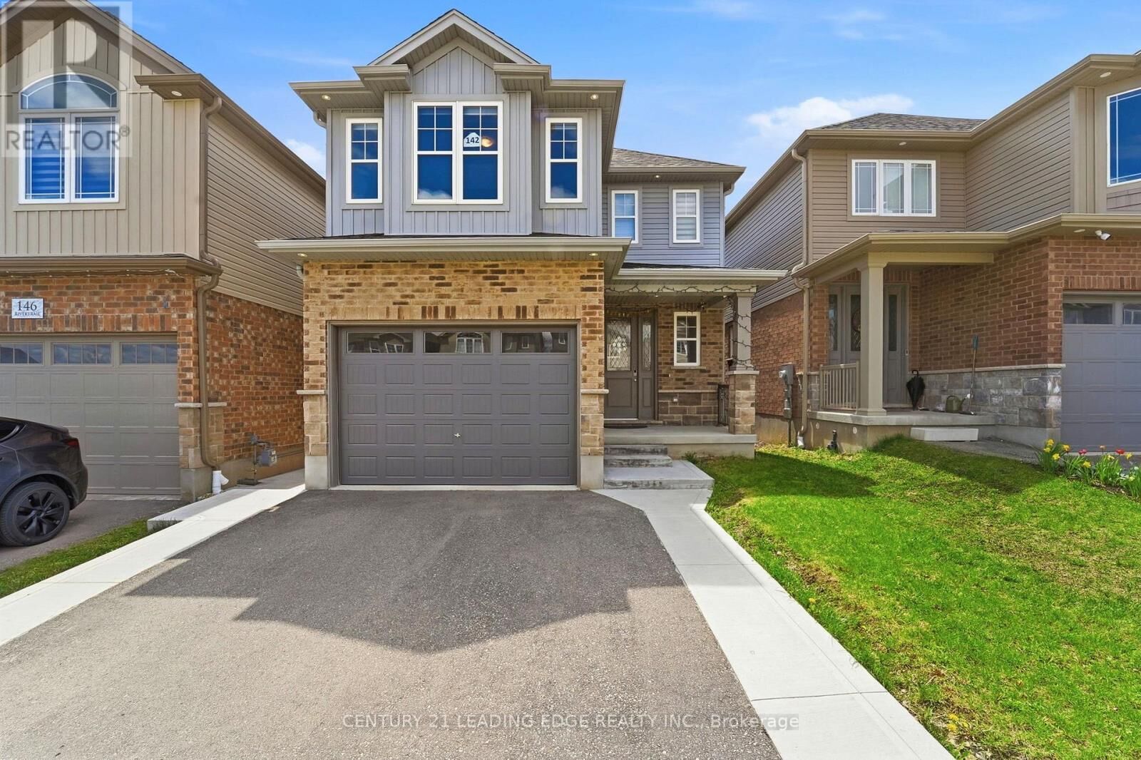 Property Photo:  142 Rivertrail Avenue  ON N2A 0J7 