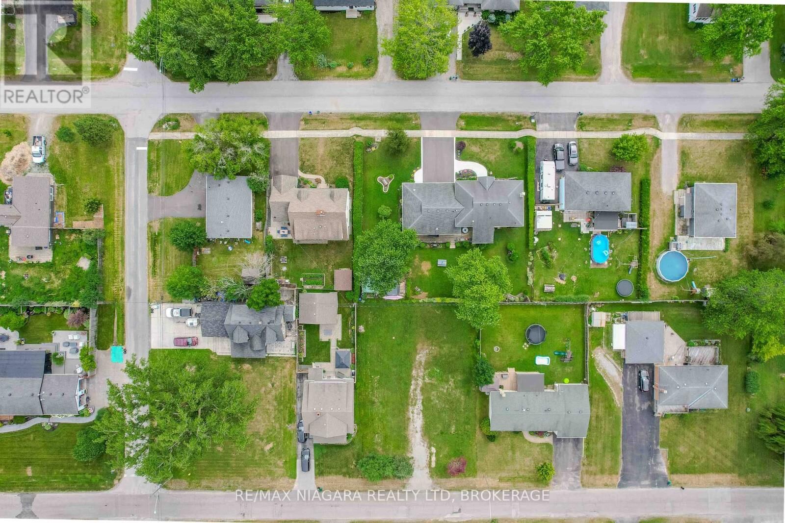 Property Photo:  452 Lot Ferndale Avenue  ON L2A 5C4 