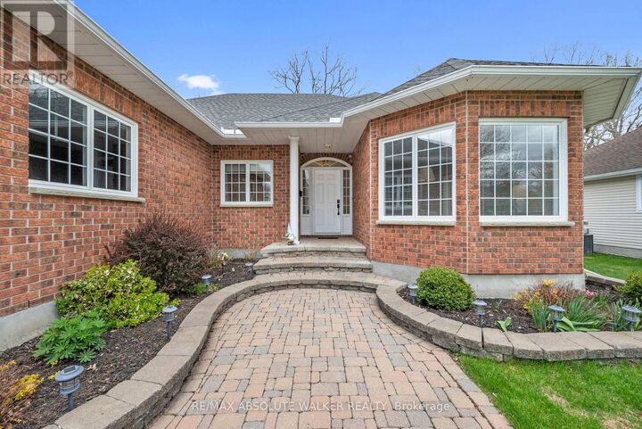 Property Photo:  20 Mary Hill Crescent  ON K0A 2Z0 