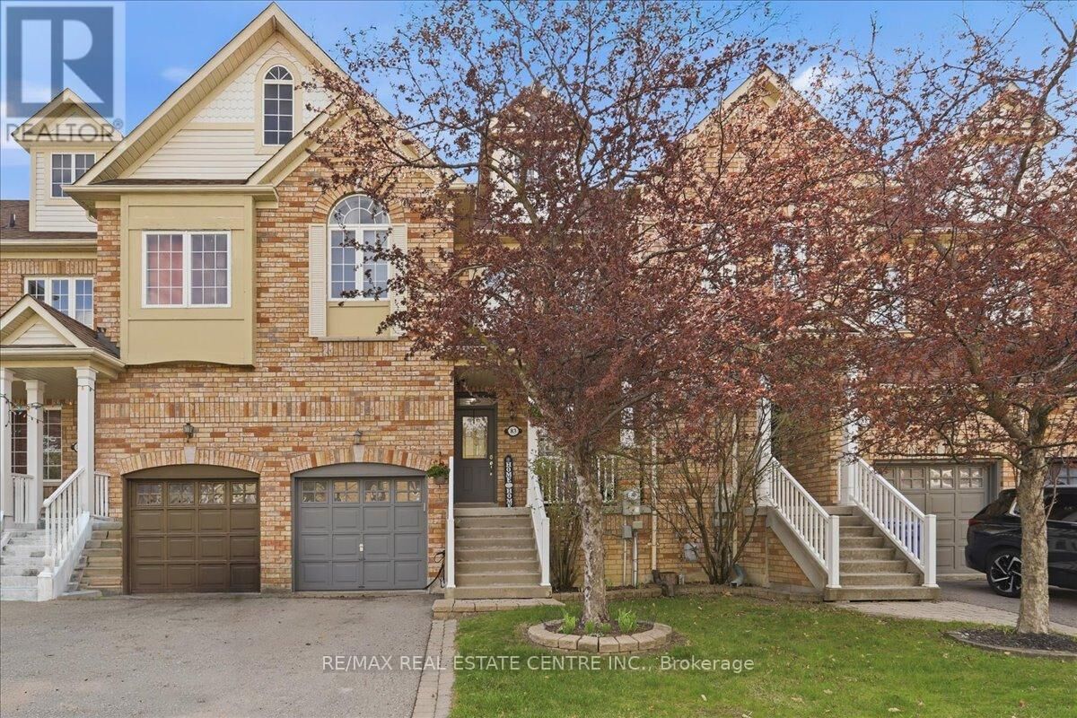 Property Photo:  83 Limeridge Street  ON L4G 7X9 