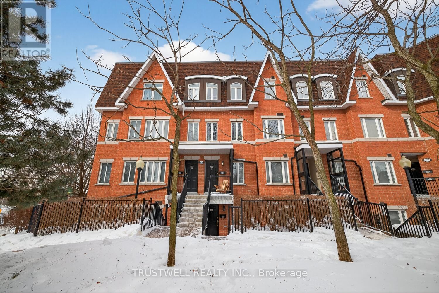 Property Photo:  306 John Street 298  ON L3T 0A7 