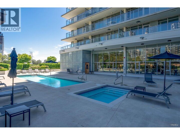 Property Photo:  2388 Madison Avenue 3207  BC V5C 0K8 