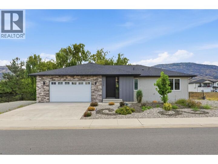 Property Photo: 3620 Lobelia Drive BC V0H 1V1