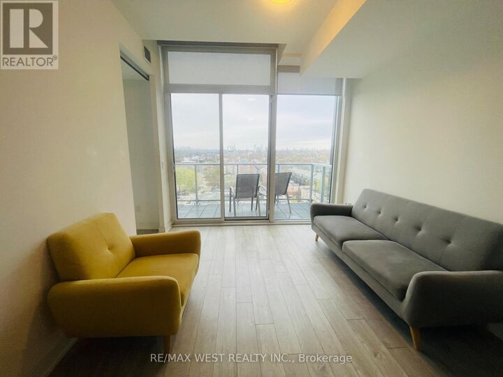 Property Photo:  30 Baseball Place 1122  ON M4M 0E8 