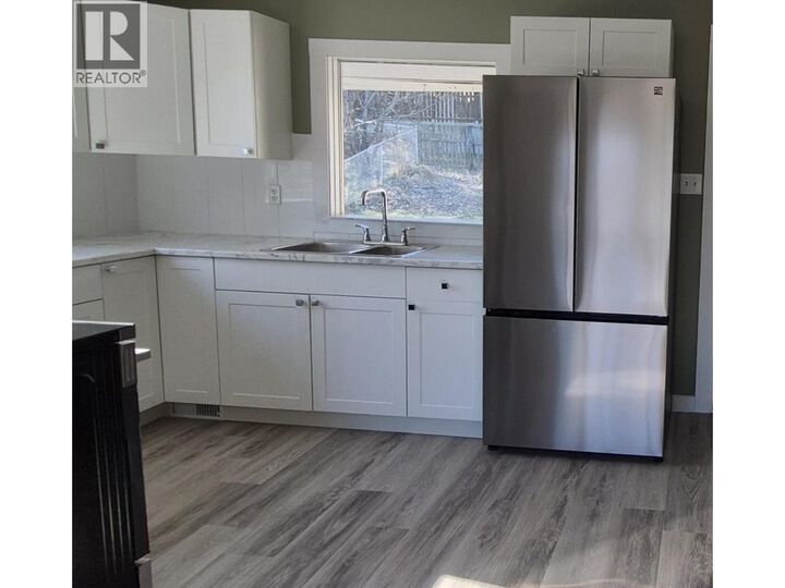 Property Photo:  324 5th Street  BC V0J 3A0 