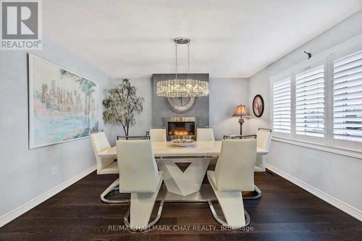 Property Photo:  17 Sophie Lane South  ON L3V 8J9 