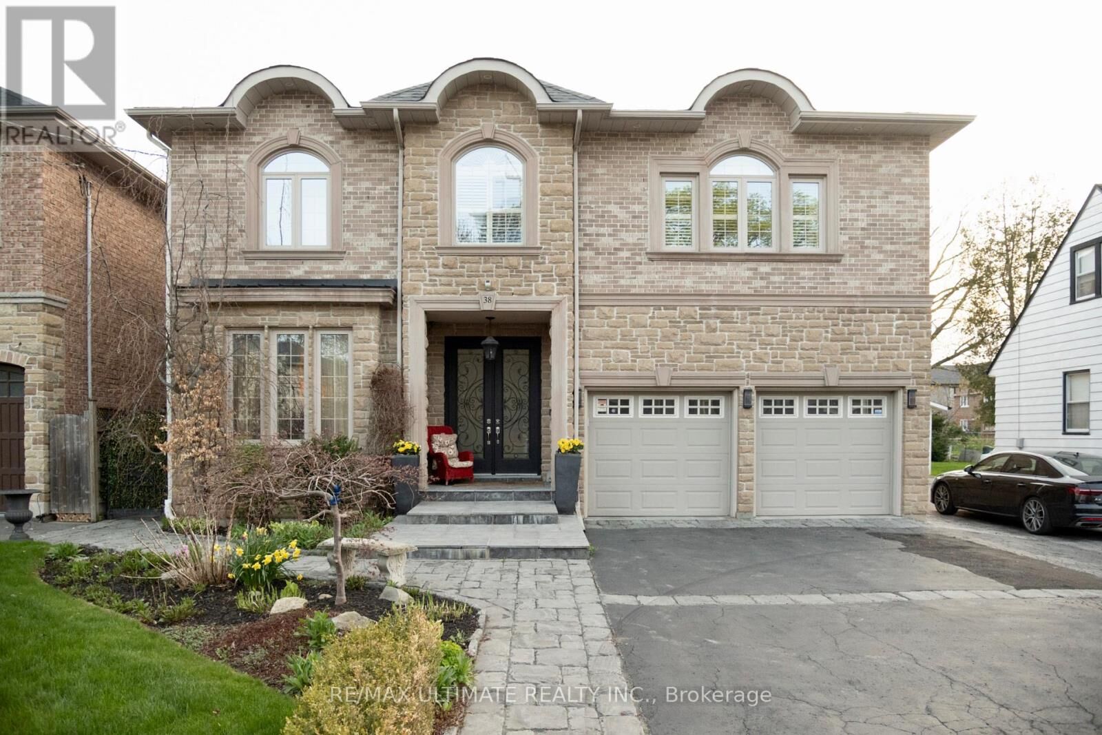 Property Photo:  38 Wilmar Road  ON M9B 3R9 
