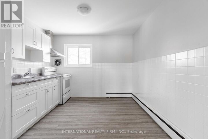 Property Photo:  75 King Edward Avenue  ON N5Z 3S7 
