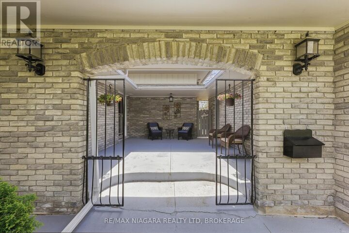 Property Photo:  45 Lindbergh Drive  ON L2A 2Z6 