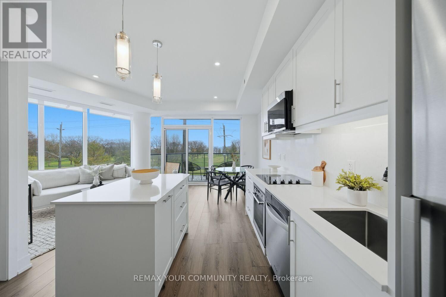 Property Photo:  1316 Kingston Road 305  ON M1N 1P6 