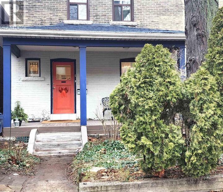 Property Photo:  360 Sorauren Avenue Bsmt  ON M6R 2H1 