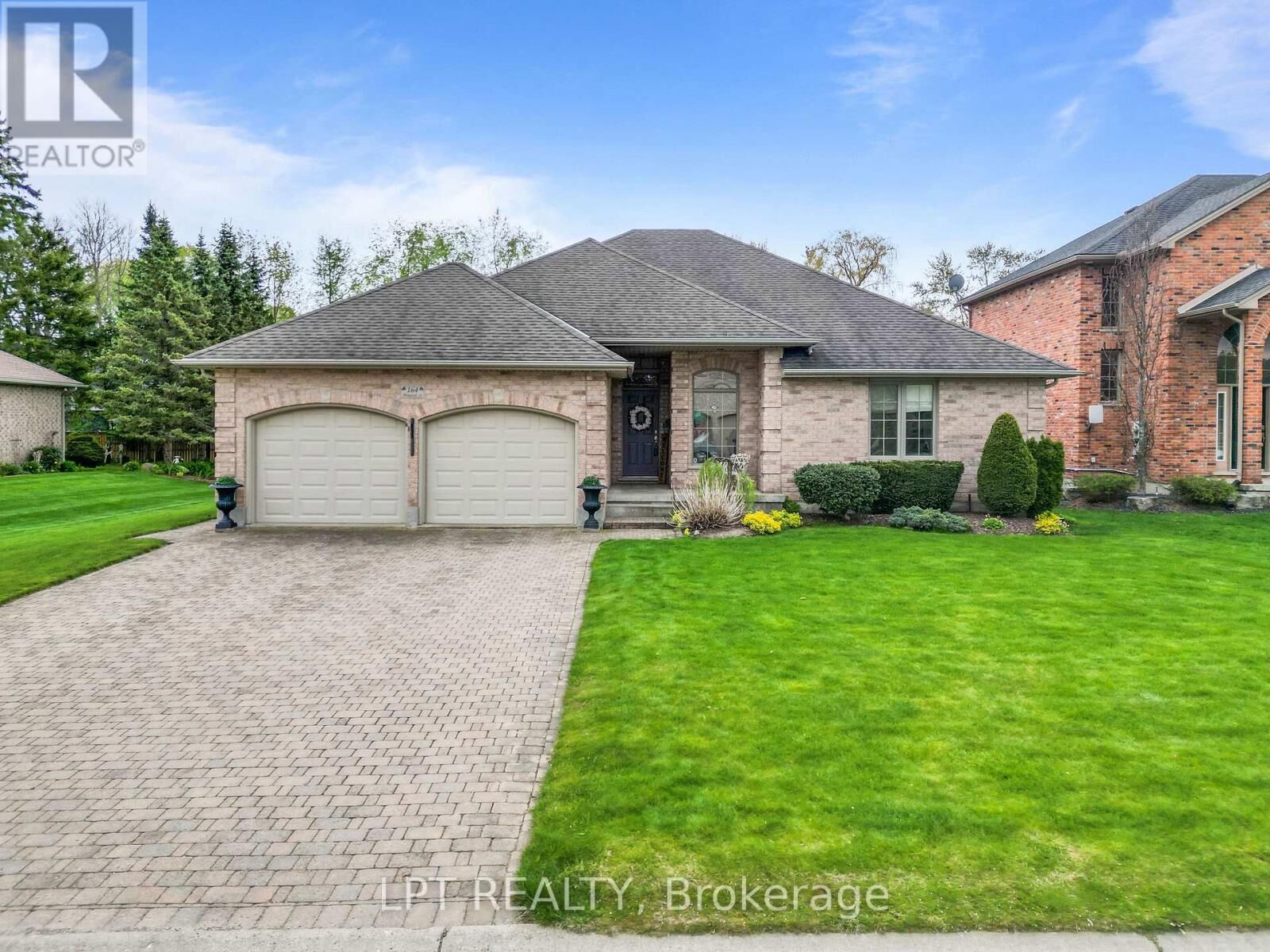 Property Photo:  164 Abagail Street  ON N7G 4H4 