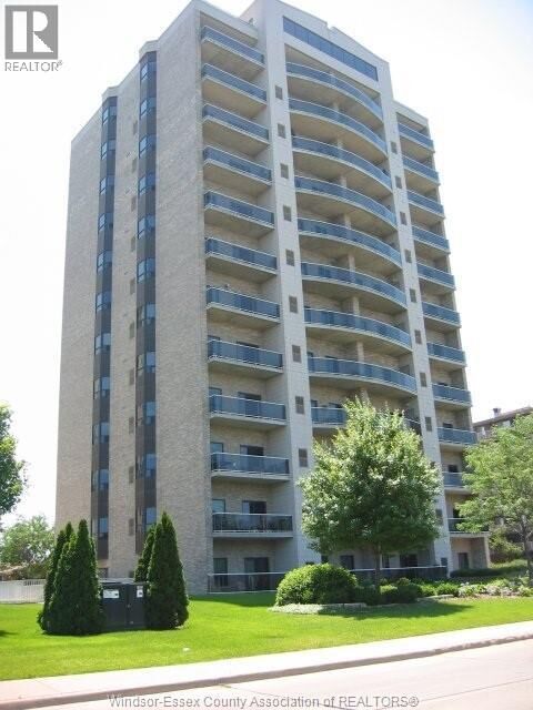 Property Photo:  4747 Riverside Drive East 503  ON N8Y 1B9 