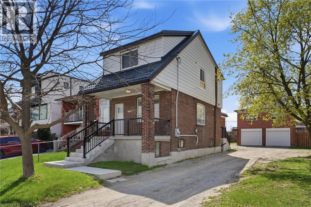Property Photo:  1049 Glencairn Avenue  ON M6B 2B1 