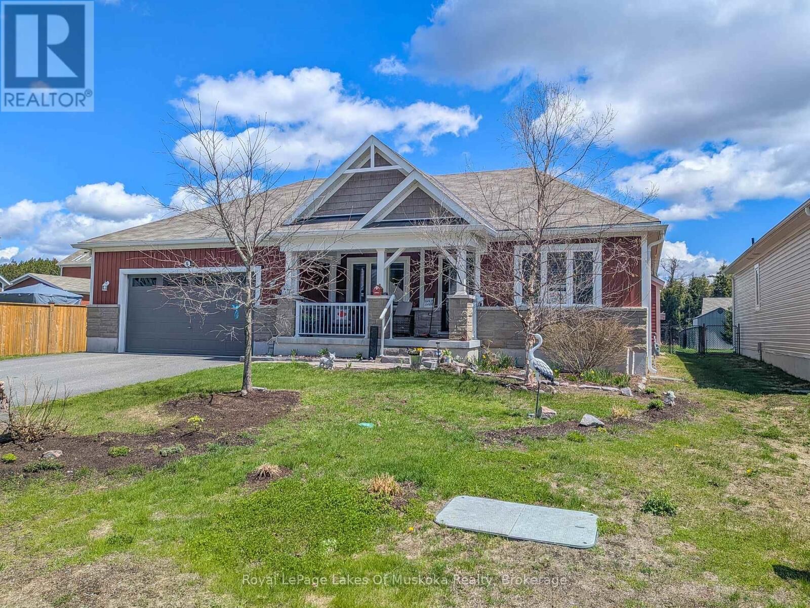 Property Photo:  6 Fawnbrook Court  ON P1L 0A3 
