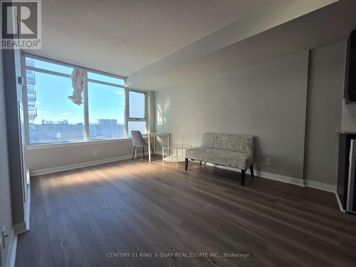 Property Photo:  190 Borough Drive 1711  ON M1P 0B6 