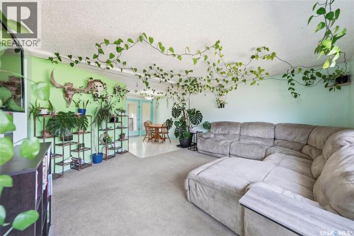 Property Photo:  301 Clover Avenue  SK S0K 1E0 