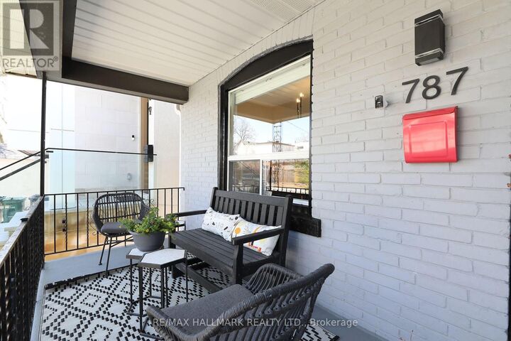 Property Photo:  787 Sammon Avenue  ON M4C 2E6 