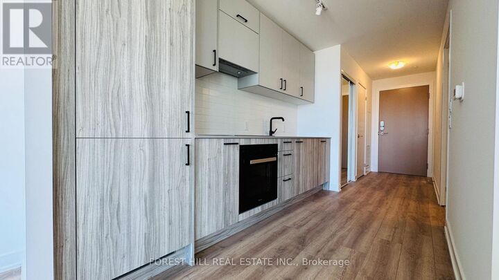 Property Photo:  1 Quarrington Lane 2509  ON M3C 0S4 