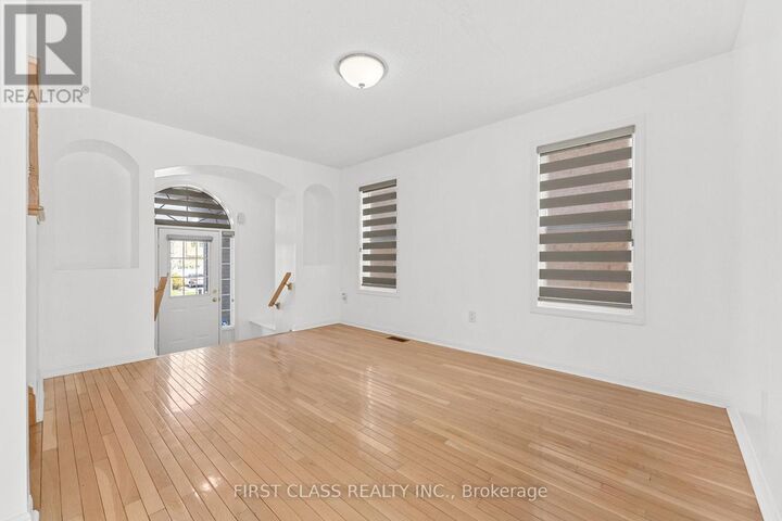 Property Photo:  5554 Churchill Meadows Boulevard Main  ON L5M 6M6 
