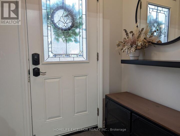 Property Photo:  4 Albert Street  ON L4A 4H1 