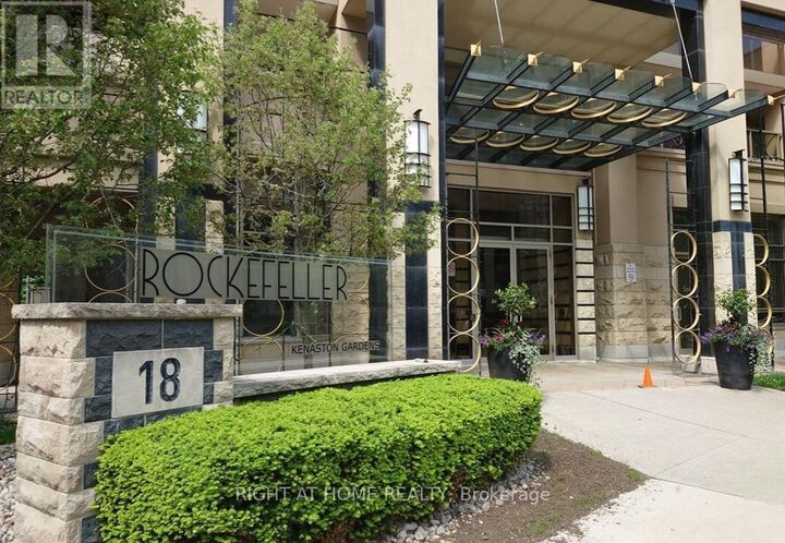 Property Photo:  18 Kenaston Gardens 1007  ON M2K 1G8 