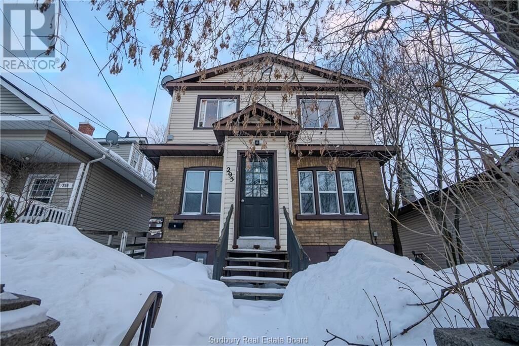Property Photo:  295 Van Horne Street  ON P3B 1J1 