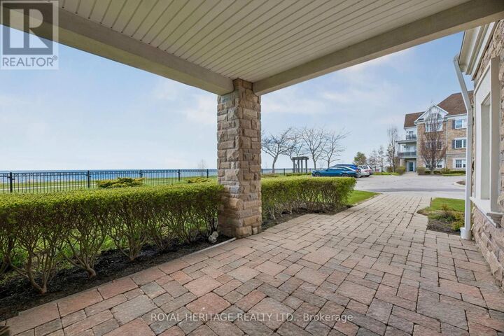 Property Photo:  385 Lakebreeze Drive 101  ON L1B 1P5 