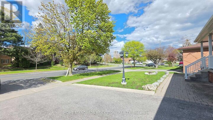 Property Photo:  142 Cactus Avenue  ON M2R 2V2 