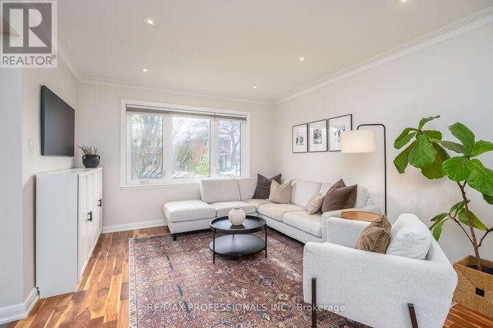 Property Photo:  4 Edilou Drive  ON M8W 4B2 