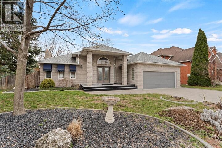 Property Photo:  3566 Whiteside Drive  ON N9E 4P5 