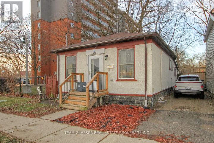 Property Photo:  225 Simcoe Street  ON N6B 1J3 