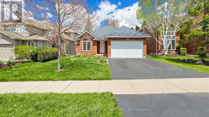 Property Photo:  45 Pheasant Run Drive  ON N1C 1E7 