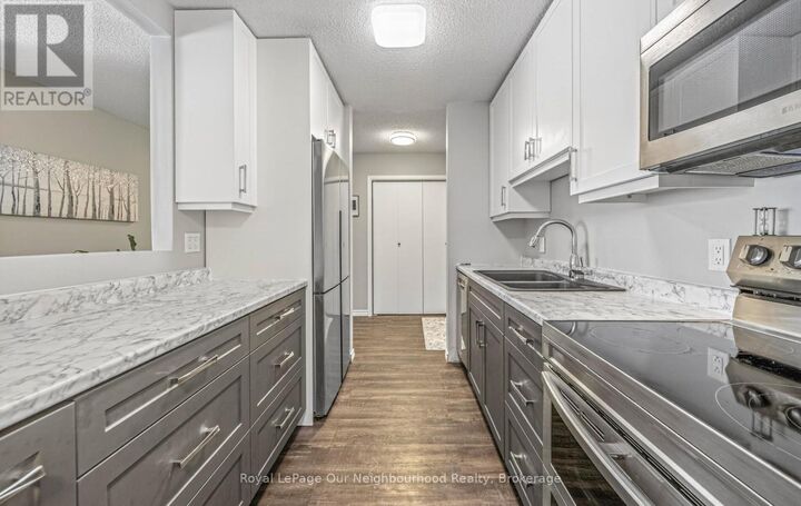 Property Photo:  133 Ontario Street 208  ON K9A 3B4 