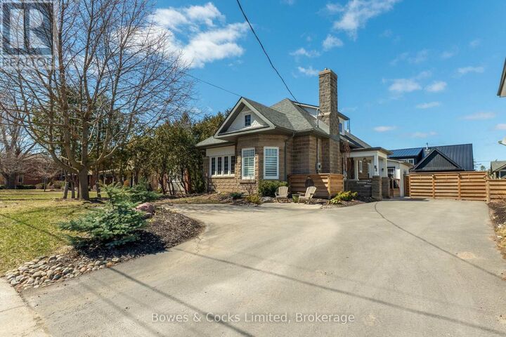 Property Photo:  82 Queen Street  ON K0L 2H0 